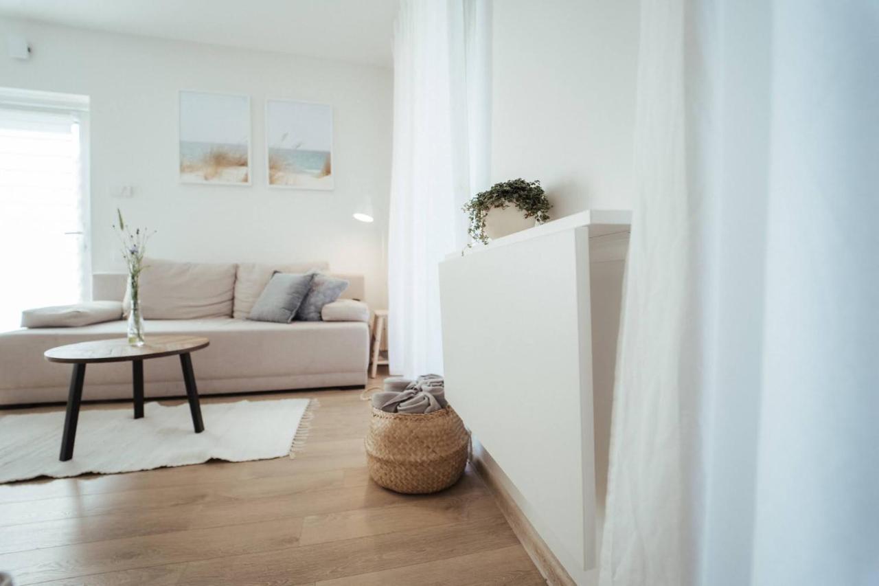 No.1 Apartment In Palanga, Vaivorykstes Apartment ภายนอก รูปภาพ